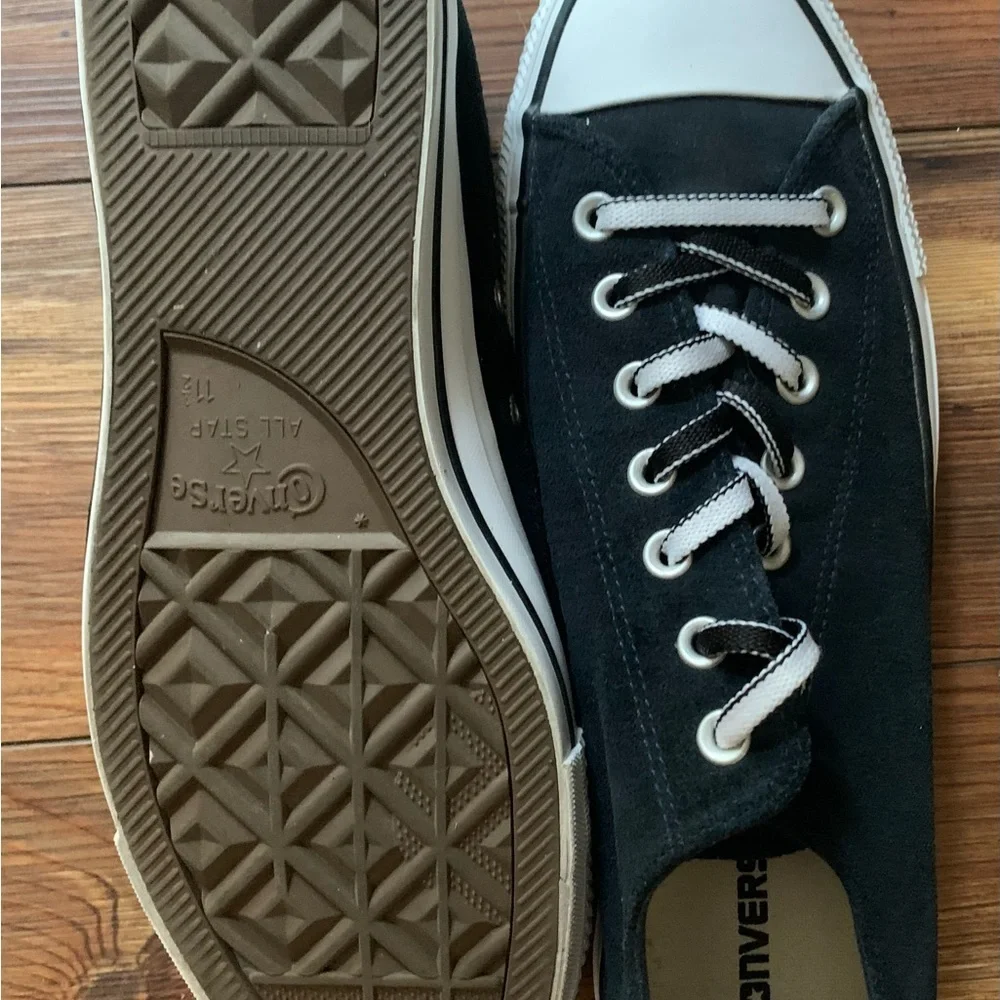 Converse All-Star Low Top Chuck Taylor Suede Leather Twilight Black 11.5M 13.5F